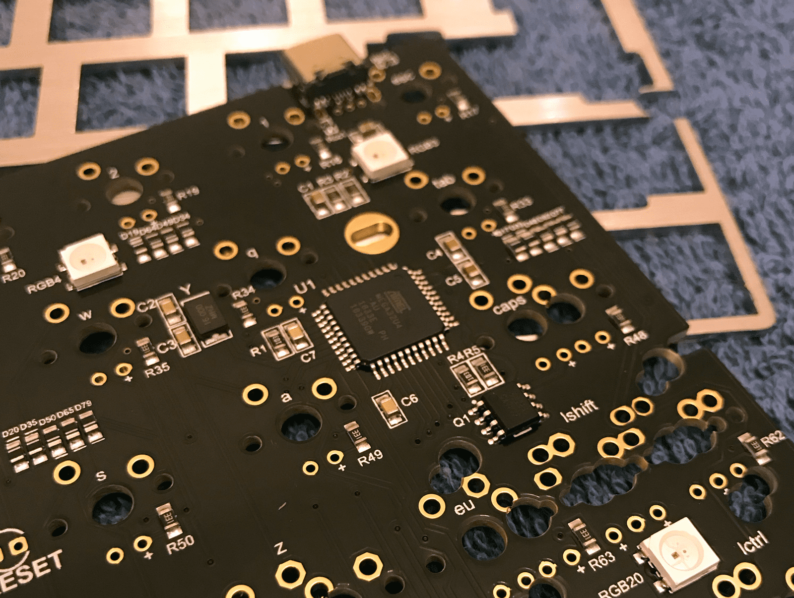 Close up of the DZ60 PCB